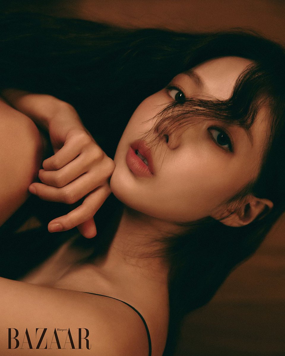 siomeee999's tweet photo. Q. You once said in a past interview that there are times when you gets scared of acting, that there are many things to worry about as an actress other than acting, and doesn't know how to overcome them. Do you think you've found an answer now? 

CSB : No. I think there are- https://t.co/fRYyUKc83c