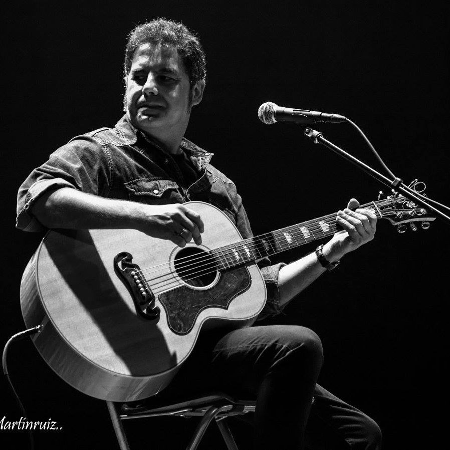 José Ignacio Lapido (@ji_lapido) on Twitter photo Ya queda menos. El jueves de la semana que viene, día 13 de febrero, estaré en el <a href="/teatrolara/">Teatro Lara</a> de Madrid. Concierto acústico con el acompañamiento del maestro <a href="/yosoyraulbernal/">Raúl Bernal</a>. Entradas:
sonestrellagalicia.entradas.plus/entradas/es/mu… Ya queda menos. El jueves de la semana que viene, día 13 de febrero, estaré en el <a href="/teatrolara/">Teatro Lara</a> de Madrid. Concierto acústico con el acompañamiento del maestro <a href="/yosoyraulbernal/">Raúl Bernal</a>. Entradas:
sonestrellagalicia.entradas.plus/entradas/es/mu…