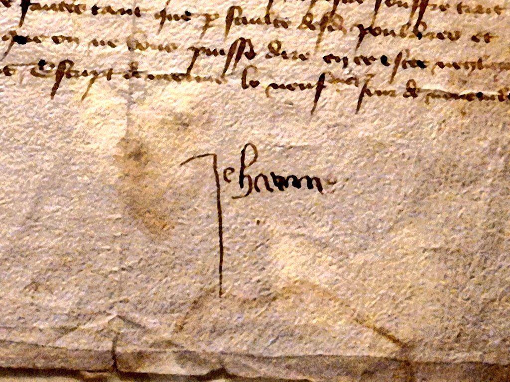AlabasterMiss's tweet photo. Joan of Arc's signature, one of just three surviving. At the amazing @britishlibrary's #MedievalWomen exhibition. https://t.co/iiwMvsNFEe