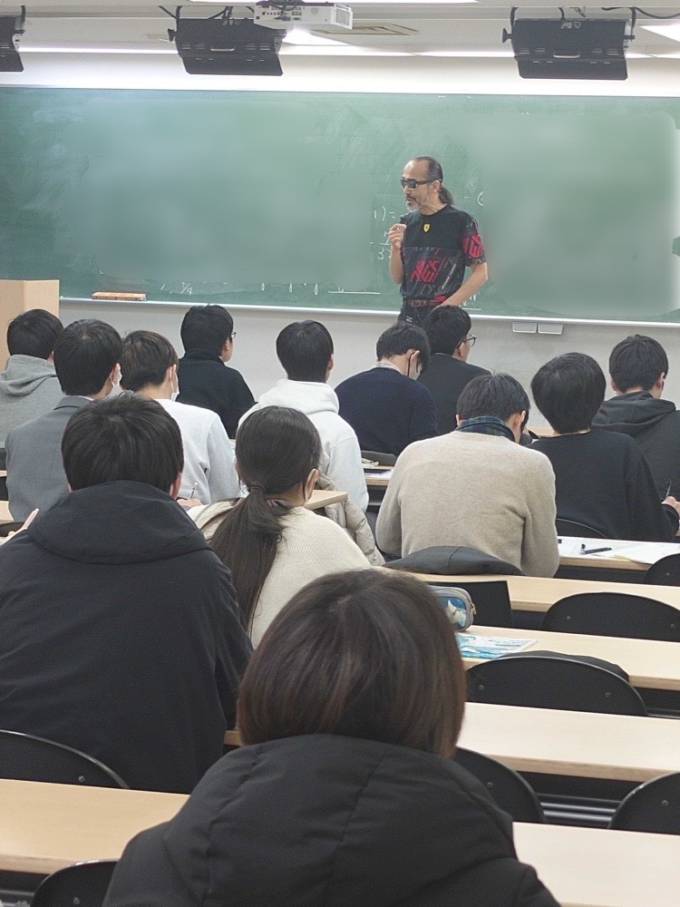 本日御茶ノ水校では青木純二先生の数学の真髄、苑田尚之先生の東大物理 本日御茶ノ水校では青木純二先生の数学の真髄、苑田尚之先生の東大物理