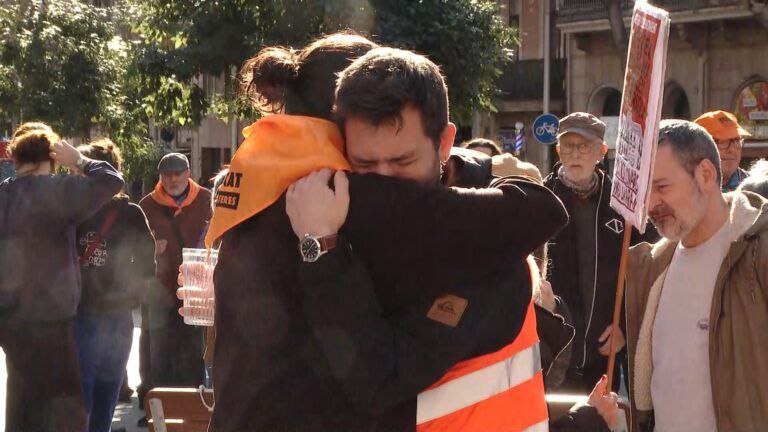 Viure així és morir d'amor.

<a href="/AJEnric/">Enric Aragonès Jové</a> ❤️‍🩹