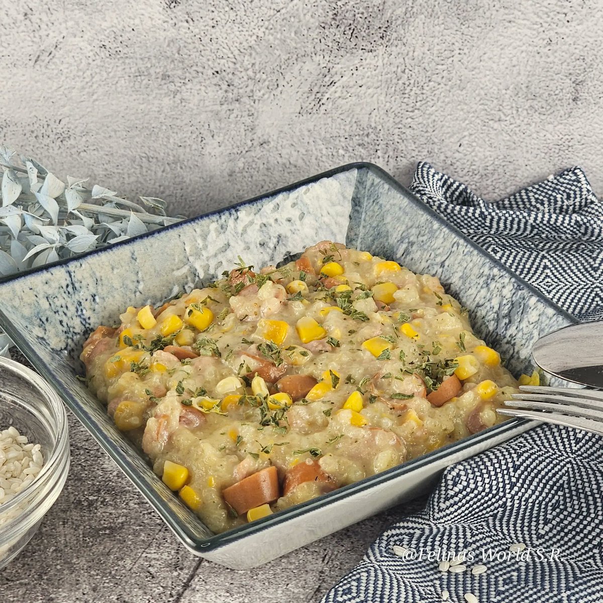 Felina1710's tweet photo. https://t.co/F0Zds7DrZp

#felinasworld #familyfood #comidafamiliar #foodblogger #recipe #receta #rezepte #foodblog  #simplycooking #comidasimples #monsieurcuisine #monsieurcuisineconnect #risoto #risotto #reis #arroz #rice #mais #corn #maiz #salchichas #salchicha #sausages https://t.co/xwR4Zkxfvn