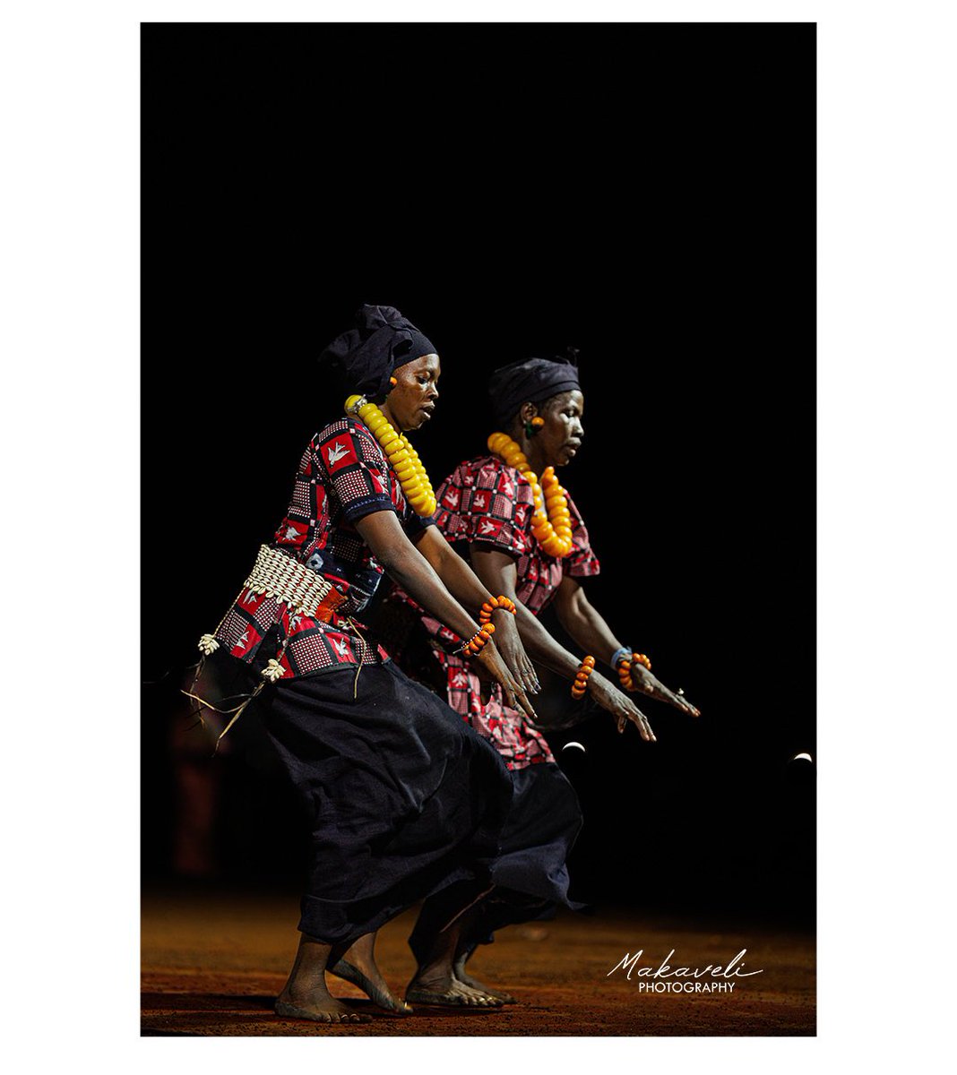 Danse culturelle des femmes du pays Dogon. 
Ogobagan 
Dogon 
Mali
📸 Makaveli