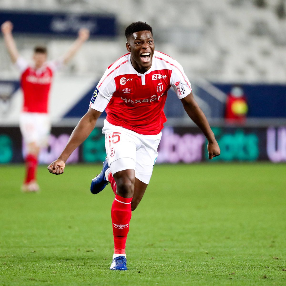 TalkingWolves's tweet photo. There is reportedly a deal in principle for #Wolves to sign Reims midfielder Marshall Munetsi for around €20m.

The French club are just waiting to sign a replacement before sanctioning the deal.

📰 @FabriceHawkins | #WWFC https://t.co/PDF8wQsA87