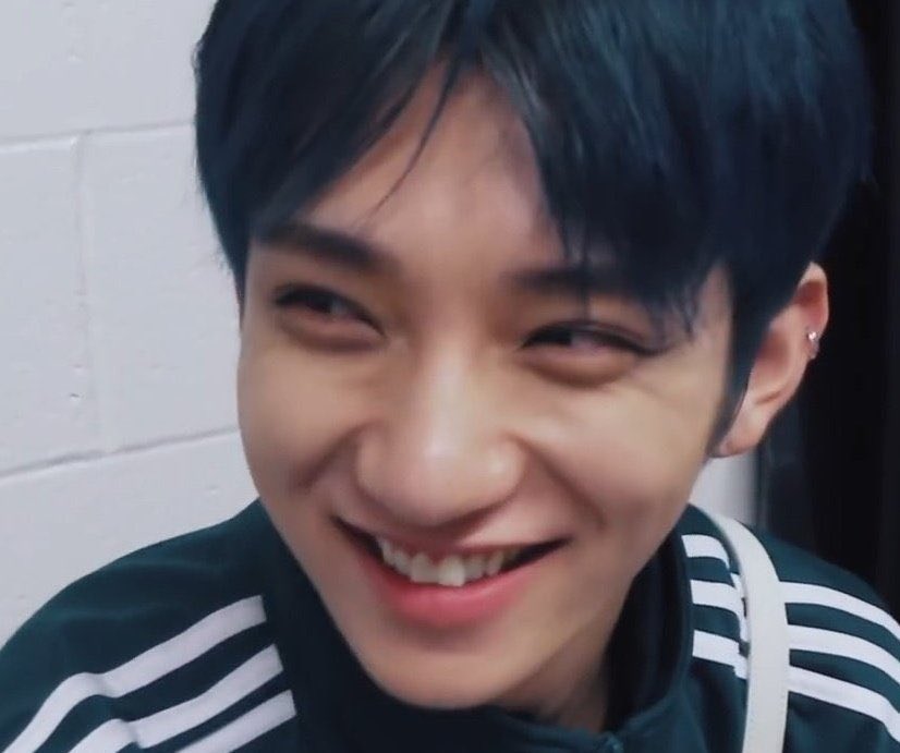 shuasmedia's tweet photo. missing joshua’s bunny teef 😢💔 https://t.co/zn5j0WU7Kx