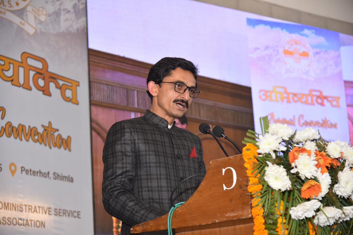 The President of the Association Sh. Sharwan Manta, during his address, saying about the relentless hardwork and dedication of the HAS community of HAS fraternity towards Himachal Pradesh which the HCM also acknowledged in an emotional peroration.