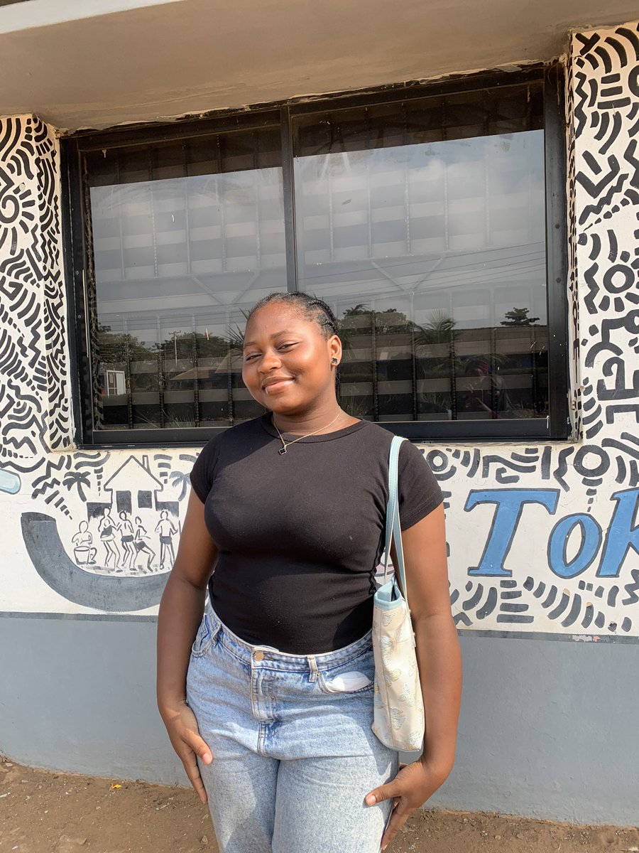 Ad12Esther's tweet photo. Hi, I'm Esther olaoluwa🎀
A journalism student who loves truth, food, and deep combos. Let's connect! 
#meetthejournalist https://t.co/A9hz0nITrj