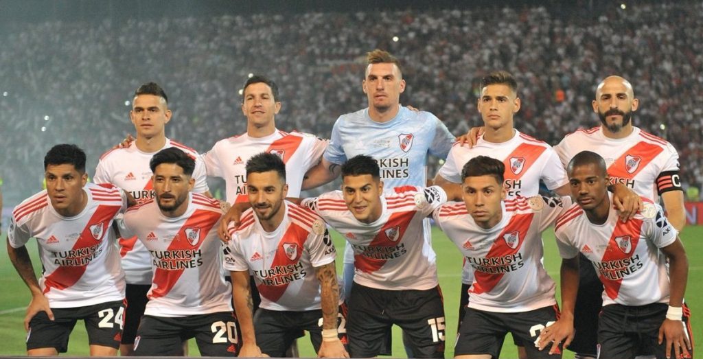 Solo soy un muchacho que espera un River que juegue un 10 % de lo que jugaban estos equipos...