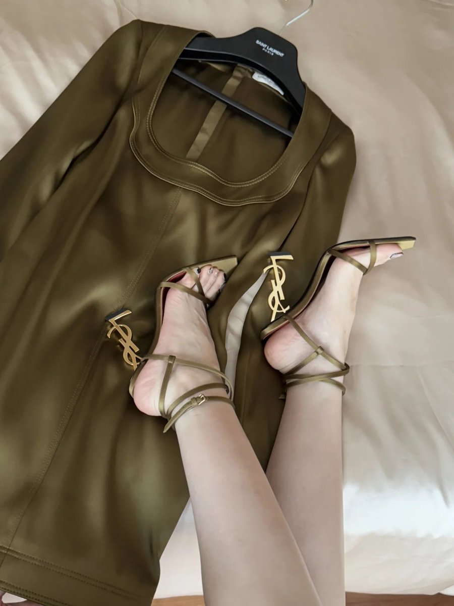 No one needs to like me. I am satisfied with myself 😎