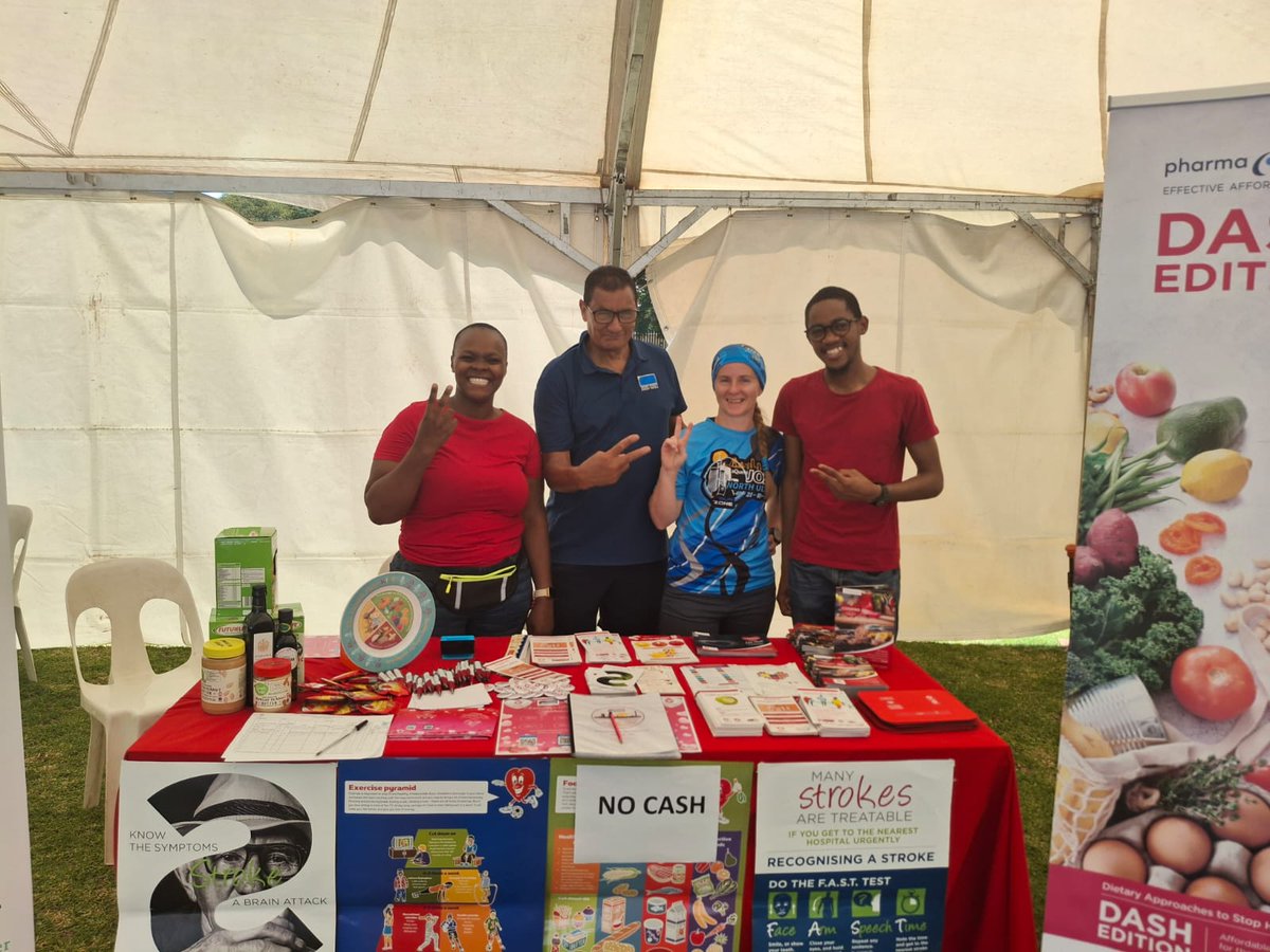 SAHeartStroke's tweet photo. Our Johannesburg team out at Run Zone Marathon.❤️🧠🏃♂️
#loveislove #RunZone #HSFSA #Valentines #brainhealth #healthylifestyle https://t.co/U9DYv53MuY