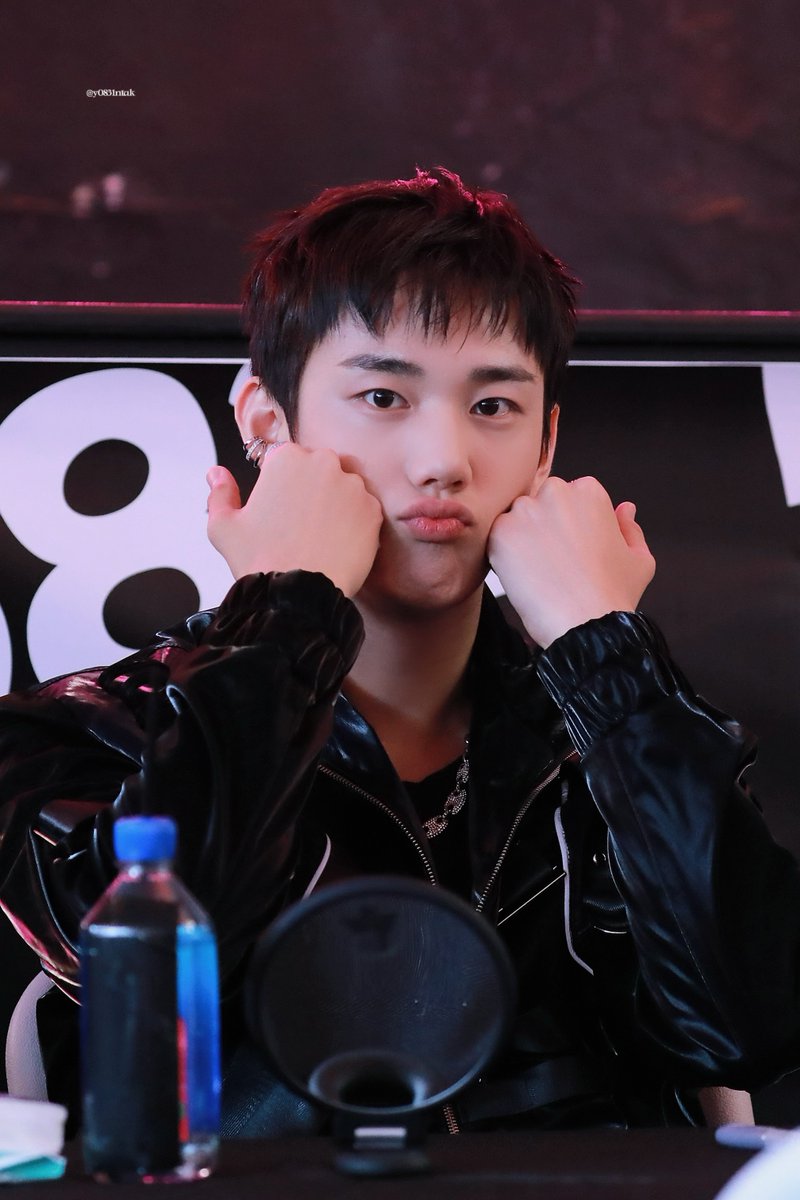pqwriy's tweet photo. 머리봐 https://t.co/tjwwq84Hyh