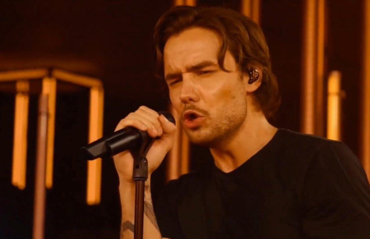 valennnlp's tweet image. Que lindos días&amp;lt;3
#LPShowAct2