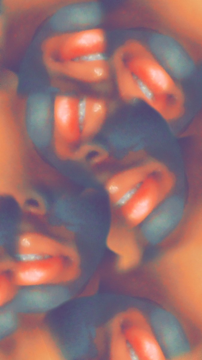 BeyondParadise's tweet photo. Facial masque realness https://t.co/D2YCcavv8k