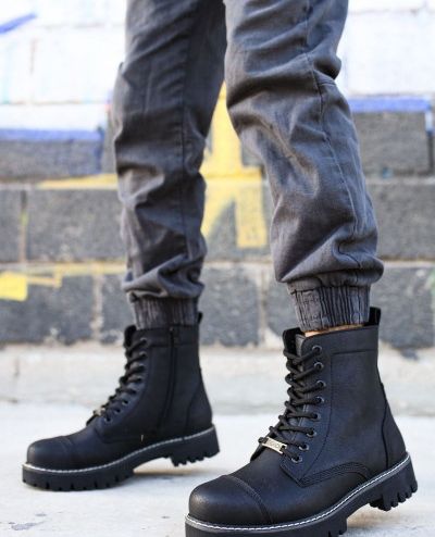 BotticStore's tweet photo. Chekich Military Black⁠
⁠
Size: 6-10⁠
Price: R2,050.00⁠
⁠
Order ⁠Link in Bio⁠
#bottic #botticsneakers #safashion #chekichsneakers #chekich #chekichsa https://t.co/ay6esymBaw