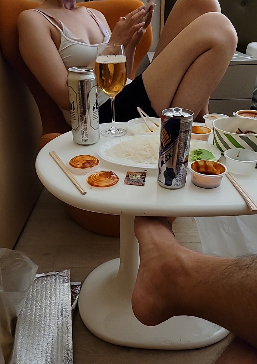 힐링부부 (@0cmj0) on Twitter photo 