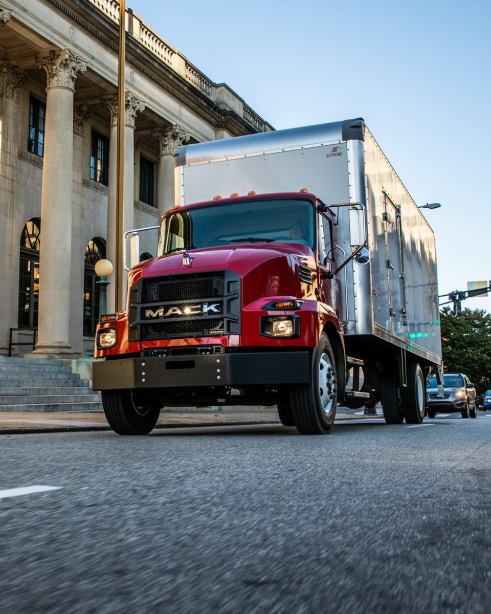 Macktruckingusa's tweet photo. Tough for today. Reliable for tomorrow. π€ #MackMD https://t.co/cQuOmM2BI2
