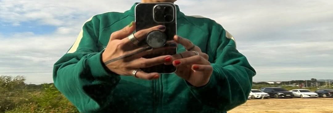 ⫷ 𝚔𝚎𝚗𝚣 𝚟𝚊𝚕𝚎𝚗𝚝𝚒𝚗𝚎 ⫸ tweet media