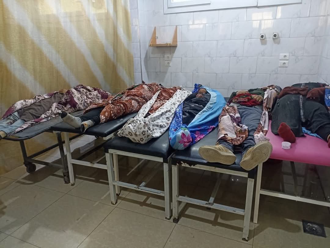Hanzpal2's tweet photo. مجزرة كبيرة ترتكبها قسد

استشهاد 18 شخصا وإصابة 15 في حصيلة أولية لانفجار سيارة مفخخة في منبج شرقي حلب.

قسد مستمرة بذبح الشعب السوري https://t.co/0Hu7qRWzYi