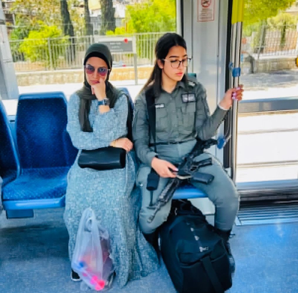 ZionCyrusLions's tweet image. 🔹 In Israel, Jews, Arabs, Christians, and Druze live together in harmony, while in neighboring countries, minorities often face persecution or violence
Who are the real racists?

#IsraelForAll #Coexistence