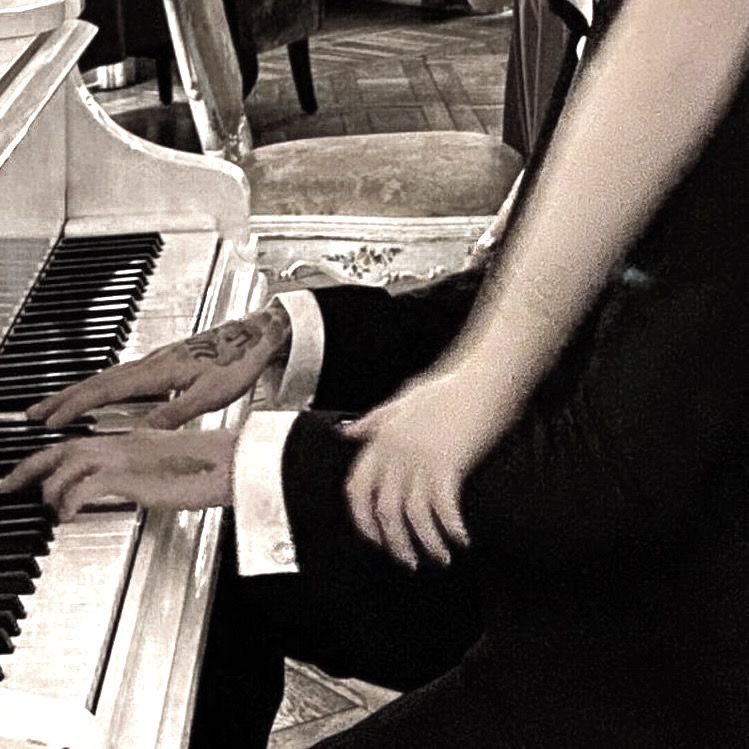 Amores Caóticos Bot / PC EN FÍSICO tweet media