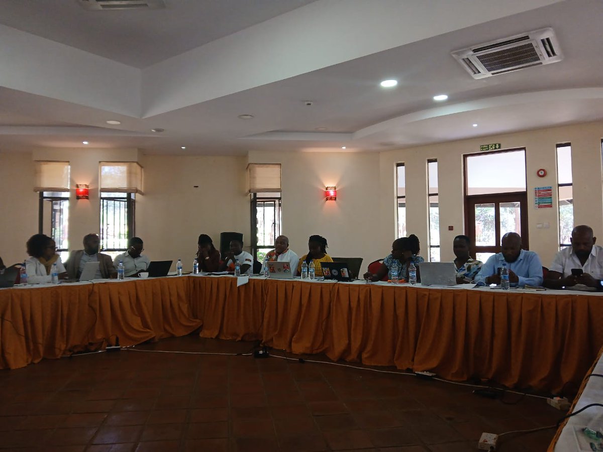 PacidaKenya's tweet photo. Are countries providing their 'fair share' in decreasing global emissions?  two, how best do we support climate change mitigation and adaptation for the most affected communities? These are the pertinent issues in climate justice. 
#WeAreVCA
#ClimateChangeStories https://t.co/XbAsRXmT31