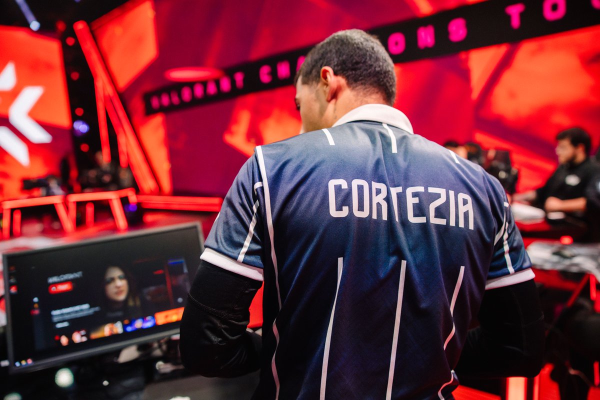 corteziafps's tweet image. Acts 18:9-10 

06/02, Semifinal Lower vs KRU 
#SomosMIBR