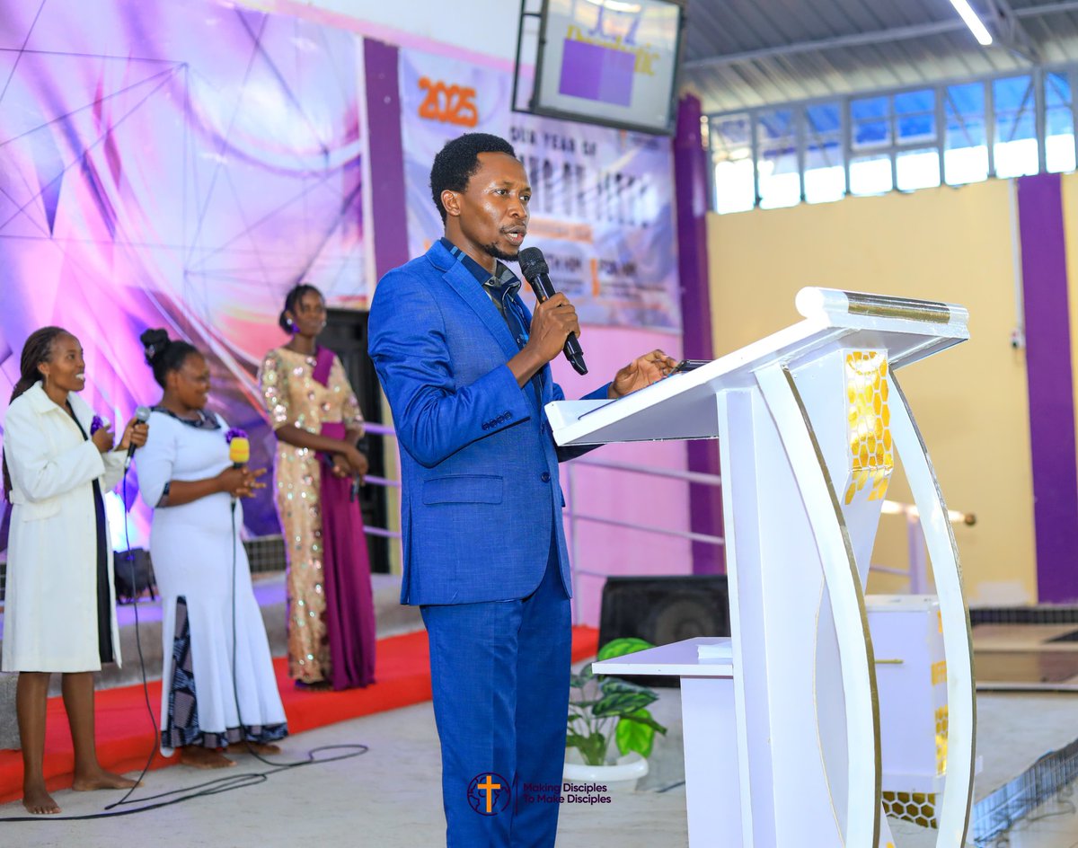 eemichurch's tweet photo. Blessed New Week🎊

Here are pictorials from our 1st JOINT PROPHETIC SERVICE of 2025 (2.2.2025)

Theme: THE POWER OF THE CHURCH
From Matthew 16:13-19
"Truth does not deny facts but it denies facts it's rights"

Watch out for the next one and see you then 😊

#February2025 https://t.co/G3uKY5Y6ZW