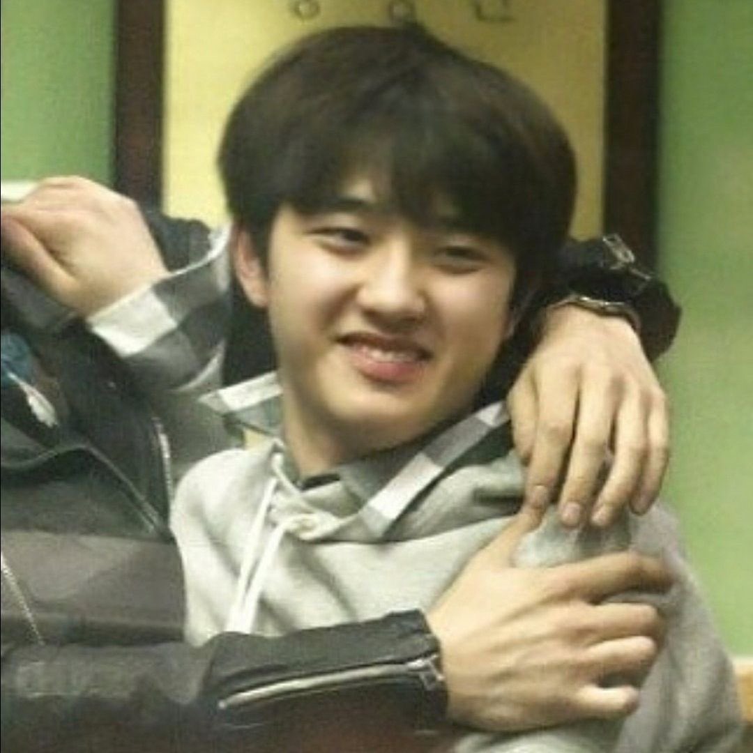 nyongD5_'s tweet image. 도경수 왜이리 잘 큰거임