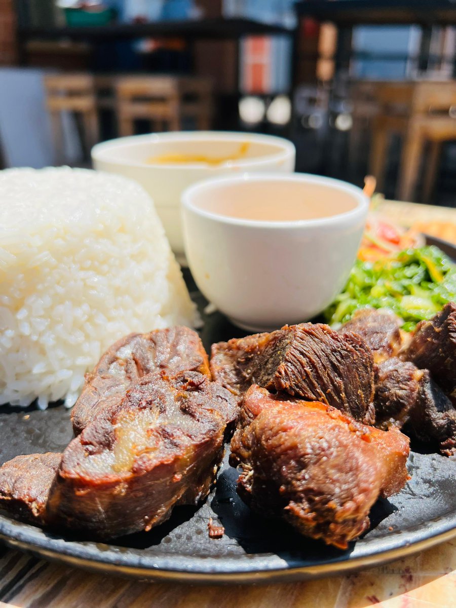 msosi_flavour's tweet photo. Please RT mteja wangu yuko kwa TL yako🙏

Chapati maharage 3,000
Wali maini maharage veggies 6,000
Wali nyama kavu maharage veggies 6,000
Ugali kuku roast kienyeji 10,000
Namba ya order: 0625198207
Tunafanya delivery kwa haraka na nafuu. 
Tupo: Budget, Sinza Lion
Karibuni Sana 🫶🏼 https://t.co/P5ineCK5Vv