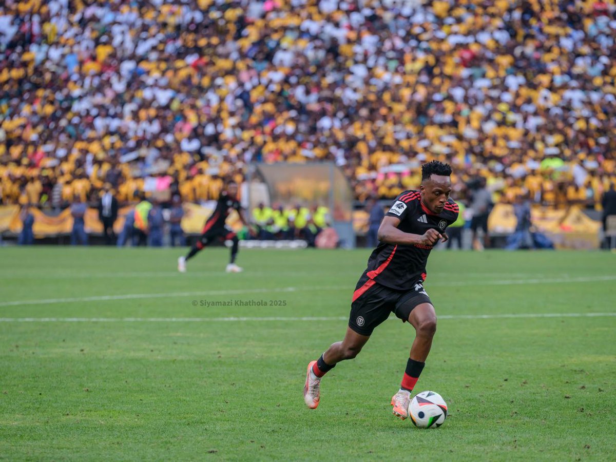 Ambulance emergency code 1632 🔥 #SowetoDerby #SeeYaPhotography #FujifilmGFX100s