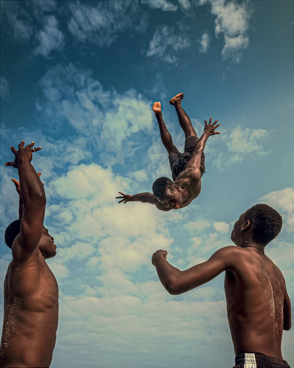 light_artists's tweet photo. GM, Artists &amp; Collectors!

''Born to Fly'' by @Aboya_8 

#AlphaCollection https://t.co/fRAJ0UyTFb