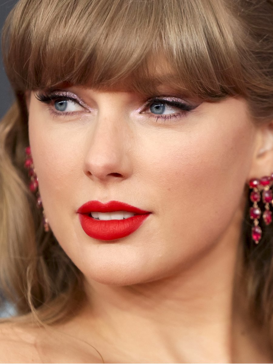 Taylor Swift in 4k (@4k_taylorr) on Twitter photo 