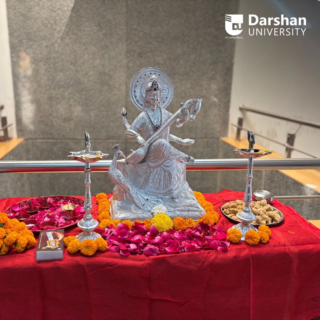 DarshanUniv's tweet photo. The Department of Microbiology at Darshan Institute of Science celebrated Vasant Panchami with devotion. The day began with Saraswati Puja, where we sought the Goddess of Learning's blessings for academic growth.
#VasantPanchami #SaraswatiPuja #CelebratingKnowledge https://t.co/qS92wIAx2N