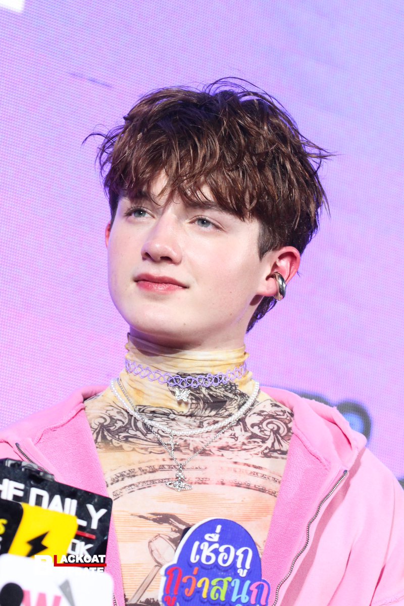 “ไป๊ป-นิว-เลออน-พีเจ” นักแสดงนำ ในงานแถลงข่าวซีรีส์ iQIYI Original ‘GELBOYS สถานะกั๊กใจ’ 💖✨

#GELBOYS 
#GELBOYSสถานะกั๊กใจ 
#new_chayapak #mahidol_pj #pidechilll #leonbrocco 
#GELBOYSสถานะกั๊กใจPressCon
#GELBOYS_BUS_CTW_PressCon
#GELBOYSสถานะกั๊กใจxCTW
#iQIYIOriginal
#one31