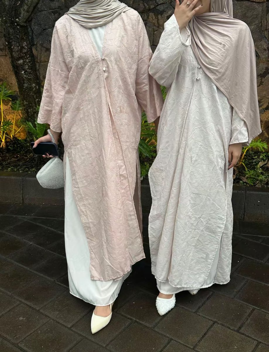 ichfuyu's tweet image. 1 bulan menuju ramadhan, yang lagi nyari ABAYA RAYA, stop scrolling🙌 

aku mau spill koleksi TERBARU &amp;amp; LIMITED lebaran 2025, bisa dipakai untuk bukber dan daily wear, harga AFFORDABLE dgn GOOD MATERIAL 😻🫶🏻