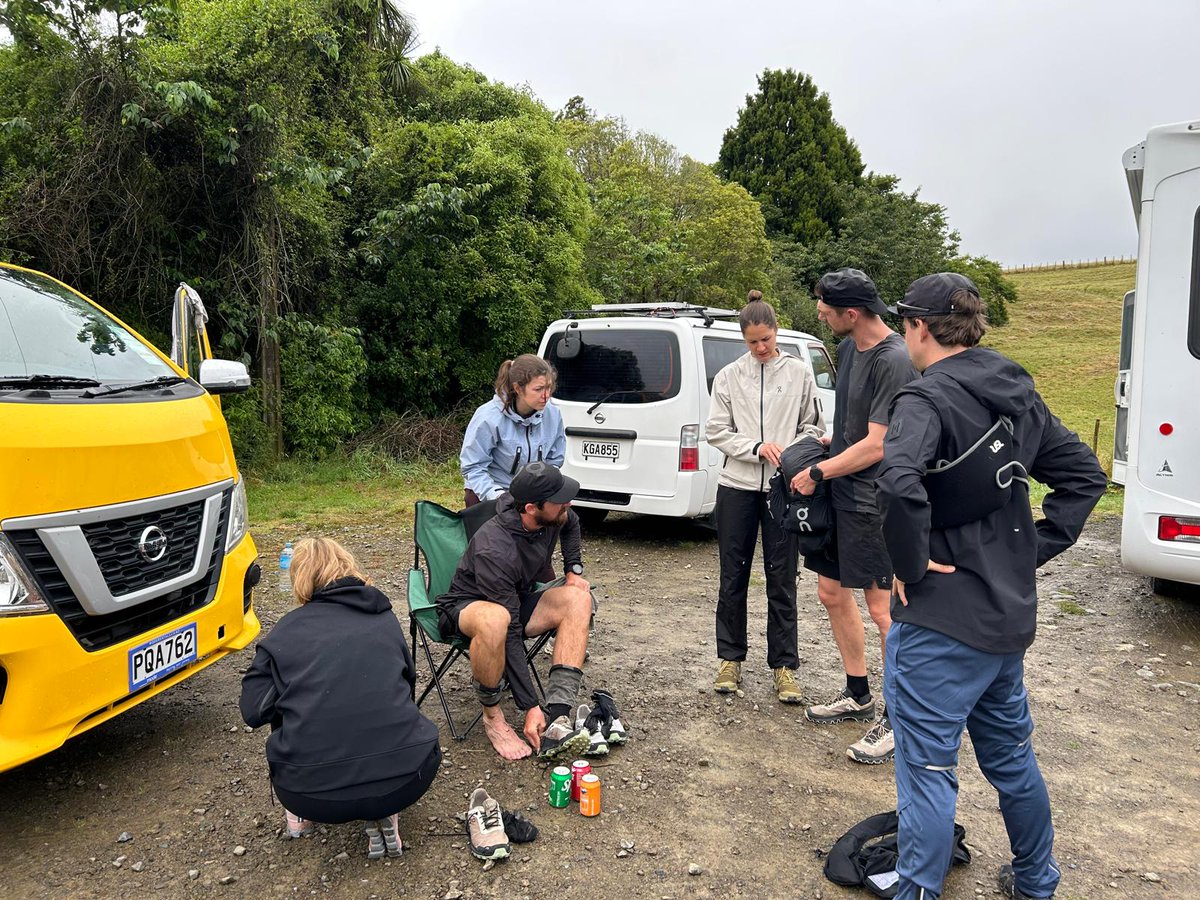 FrankDecorte's tweet image. Day 19 (104km) - 1865/3100km 
#KarelSabbe had to take a plane to go from north to south because it's was not possible to get the ferry in time. A huge effort of the crew to organise everything. Without a good crew no
#FKT on #TeAraroa