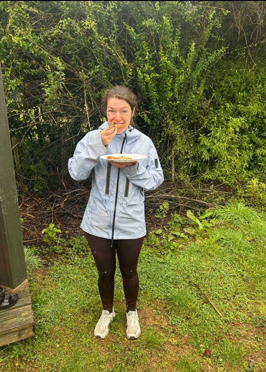 FrankDecorte's tweet image. Day 19 (104km) - 1865/3100km 
#KarelSabbe had to take a plane to go from north to south because it's was not possible to get the ferry in time. A huge effort of the crew to organise everything. Without a good crew no
#FKT on #TeAraroa