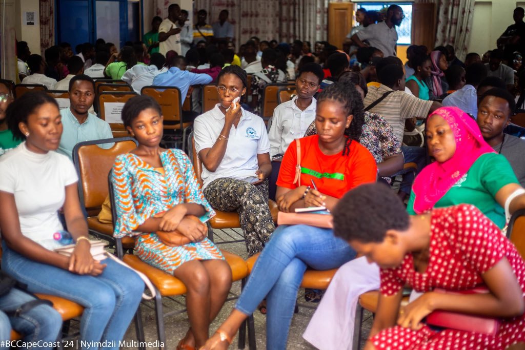 _ObaapaNyamekye's tweet photo. Breakout session from #bccapecoast2024
register for #bccapecoast2025  by clicking the link https://t.co/uPpfjRw8Qj to enjoy more
Interested in getting a branded Barcamp Cape Coast T-Shirt for GHS55? Yes? Complete the form below 
https://t.co/Qh6gZ2X7WI
#bccapecoast https://t.co/QRsMhmu2xi