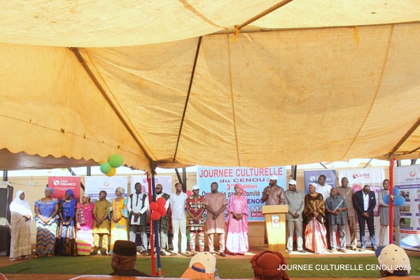 L_ESSOR's tweet photo. #Mali : Centre national des Ćuvres universitaires : Le comitĂ© syndical promeut le vivre ensemble
Le comitĂ© du Syndicat national de lâenseignement supĂ©rieur (#Snesup) du Centre national des Ćuvres universitaires (Cenou), a cĂ©lĂ©brĂ©, jeudi dernier dans lâenceinte de leur structure, la 3Ăš Ă©dition de la JournĂ©e culturelle du Cenou dans ses propres installations...
https://t.co/zME9y1ACNh