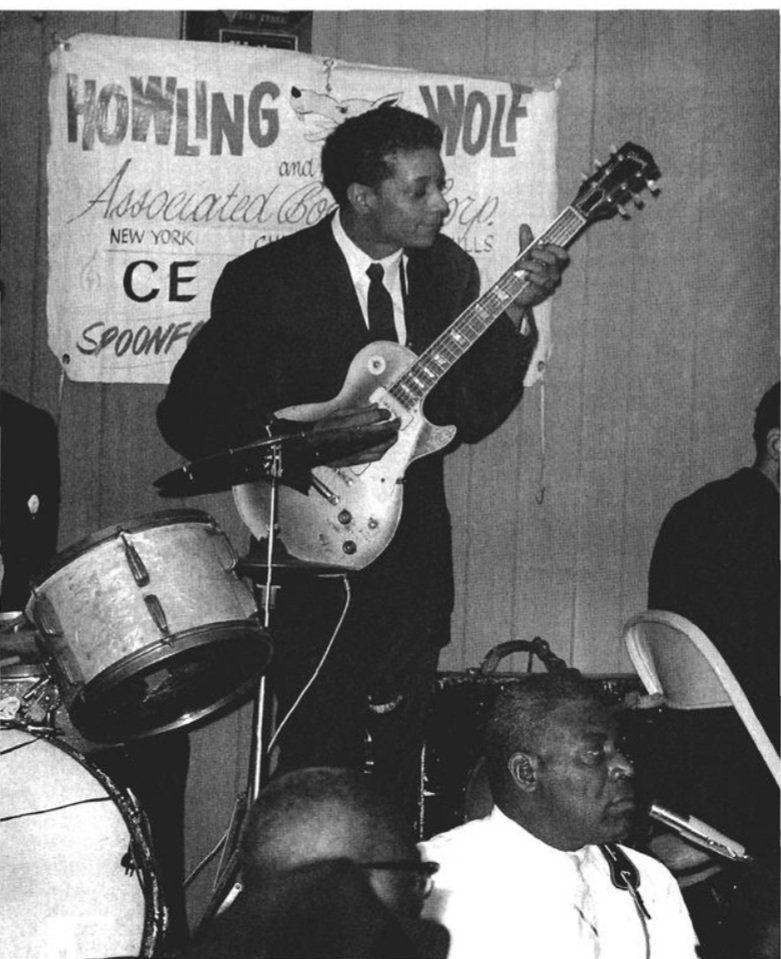 Mugarra5's tweet photo. Howlin' Wolf - Going Down Slow  (1961)

Howlin' Wolf : Vocals
Hubert Sumlin : Guitar
Jimmy Rogers : Guitar
Henry Gray : Piano
Willie Dixon : Bass, Narrator
Sam Lay : Drums

https://t.co/WLSNlJeIwu https://t.co/RdGkXESYwK