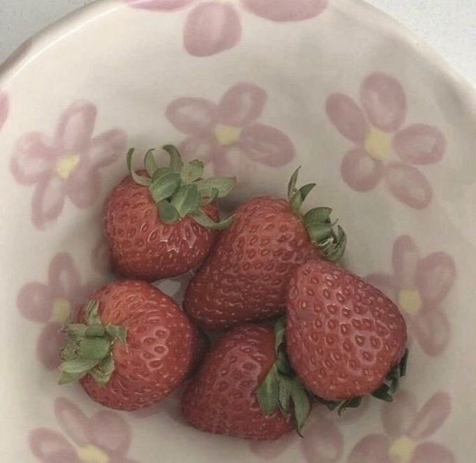 kisowkee's tweet photo. ୨୧ ू  Netflix 4k ｡  𓈒   ꪆ୧ㅤ

7 days  ഒ  ꒰  30 baht   ꒱ㅤ 
30 days  ഒ ꒰  97 baht   ꒱ㅤ 

ᰍׄ ⬭ จอส่วนตัว งดดูใน tv ୨୧
order  ࣪ ׅ ♡ ۫ . https://t.co/DU227A9LHt

#เน็ตฟลิกซ์ #เน็ตฟลิกซ์ราคาถูก #หารเน็ตฟลิกซ์ #หารเน็ตฟลิก #หารnetflix #หารnetflixราคาถูก https://t.co/OZRElZABEj