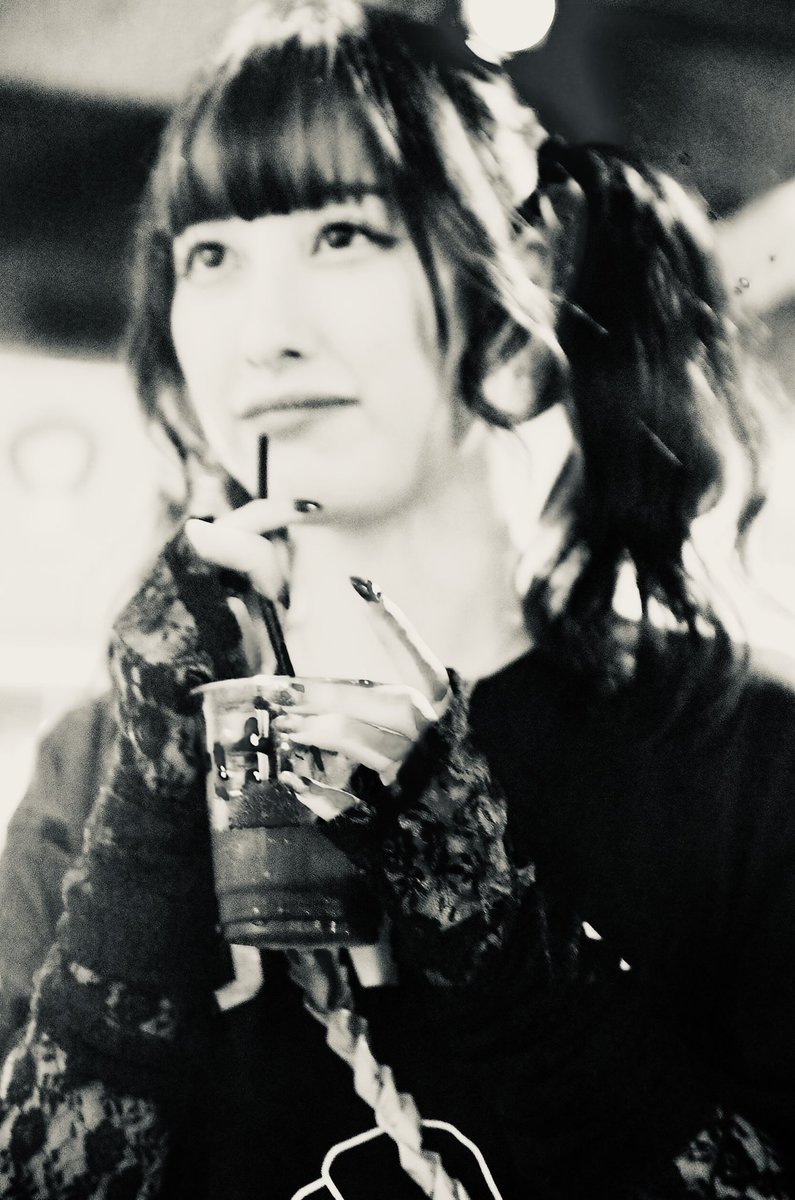 demonic89253549's tweet photo. まだまだ写真の腕が未熟なので、納得いく写真が撮れないけど少しでも綺麗に撮りたいって気持ちだけはあります。
いつも試行錯誤😅
#たかちゃんしか
#djtakatani
#BoomBoomCafe https://t.co/WdxH3gW0qD