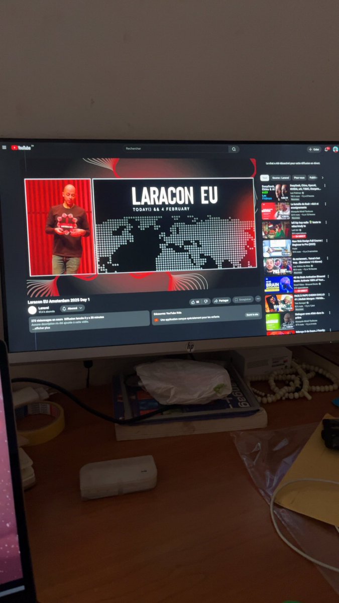 #laraconUE days 🤩🤩🤩
<a href="/laravelphp/">Laravel</a>