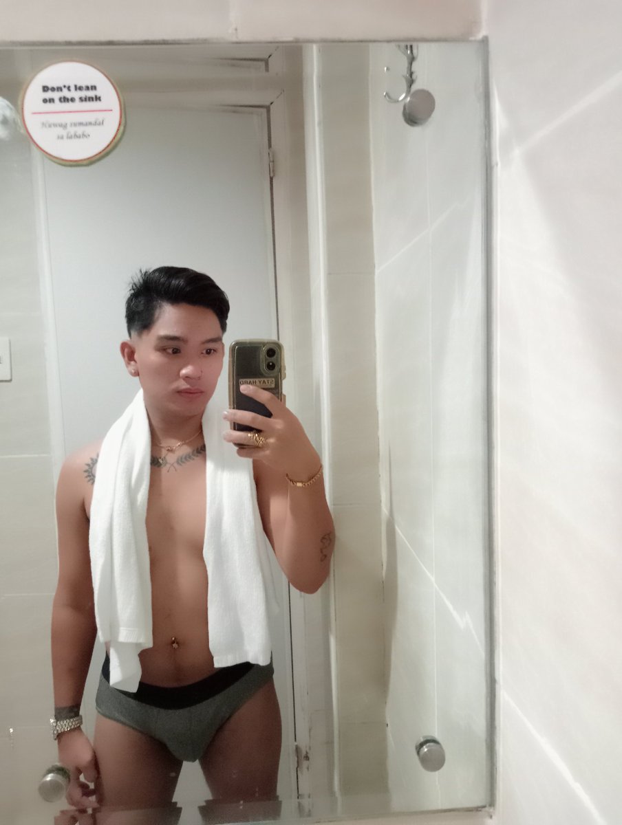 Mon_John99's tweet photo. Tara samahan moko palamig tayo mga 10hrs . 😍😍💦💦 https://t.co/0wuGtdhPv6