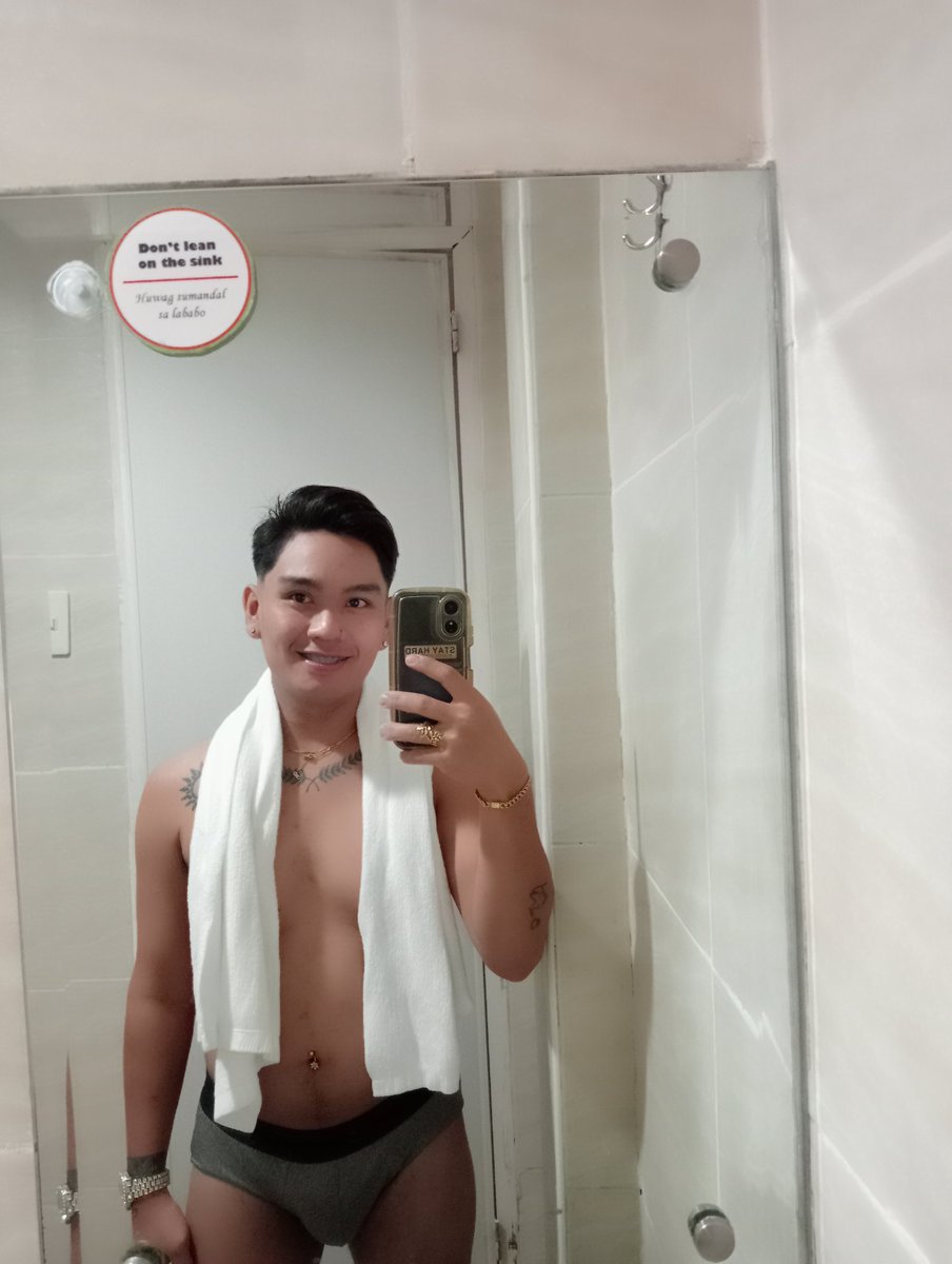 Mon_John99's tweet photo. Tara samahan moko palamig tayo mga 10hrs . 😍😍💦💦 https://t.co/0wuGtdhPv6