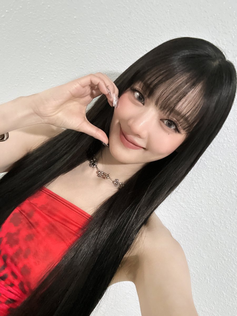 official_i_dle's tweet photo. [📸] 250202 @ #인기가요

#여자아이들 #GIDLE
#민니 #MINNIE
#HER https://t.co/0yNLsGyT7l