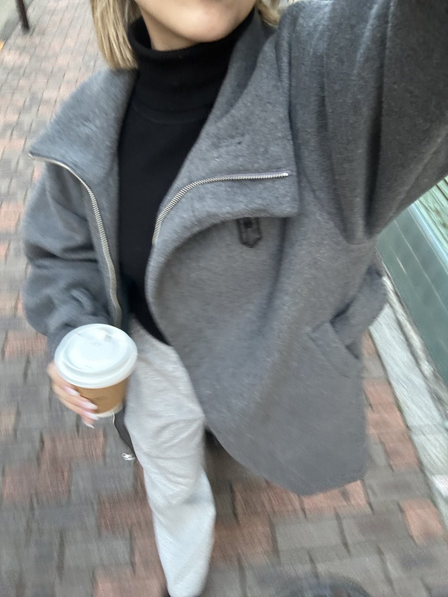 MURUA_care's tweet photo. MURUAのウールコートで
モノトーンコーデ☕

ここだけの話、このコート半額以下なの。。。🔥

CHECK▶https://t.co/vQguJNA72Y https://t.co/RG2G105iW4