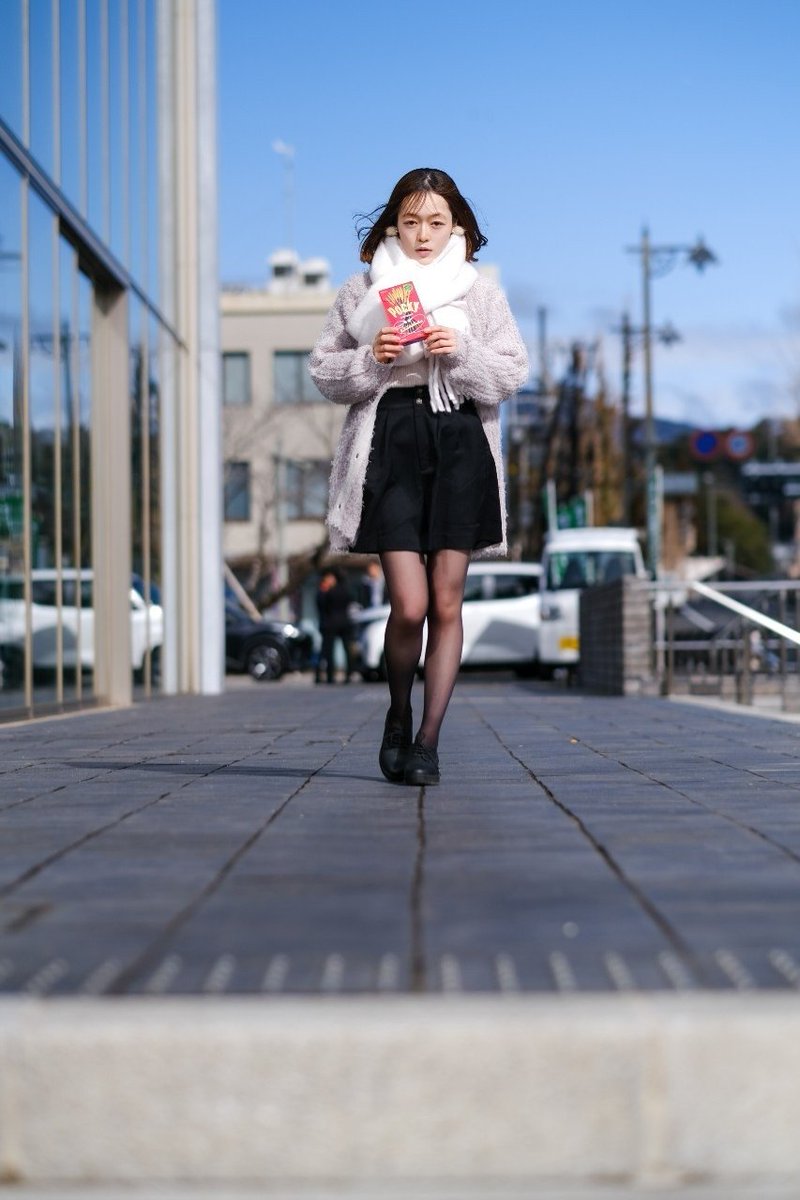 k_model_0825's tweet photo. 『受け取ってくれますか…？』

#被写体モデル　#ポートレート　#撮影依頼募集中　#もうすぐバレンタイン　#ポッキー　#チョコレート https://t.co/xG0XITNpfu