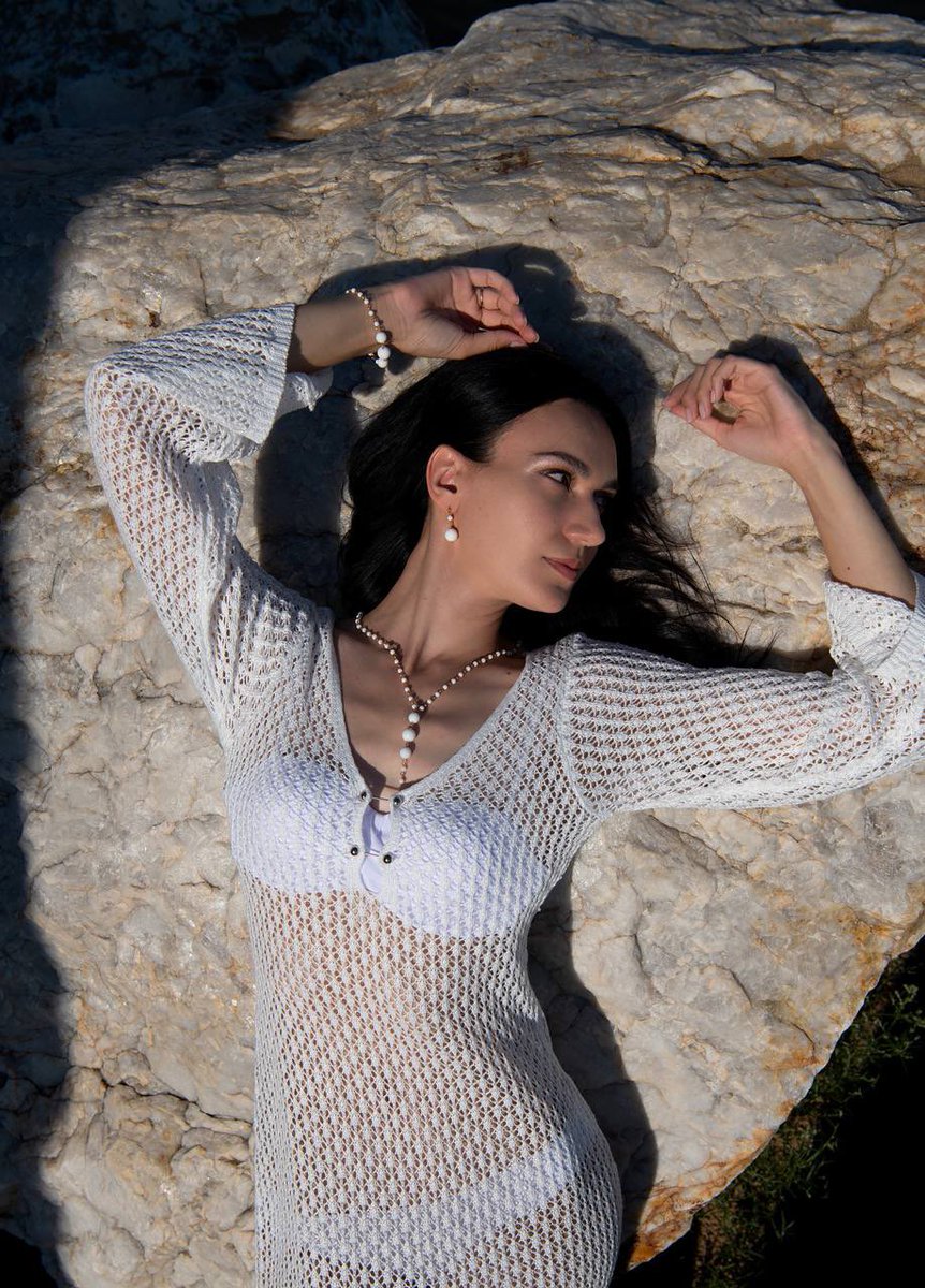 KerryMusicbox's tweet image. May this week be super productive for each of you, my sweet ones! 😍😍😍

And may my songs charge you with positivity for all seven days! 😊

open.spotify.com/artist/42rGMku…

#altpop #artpop #popmusic #indiepop #indiemusic #indiemusician