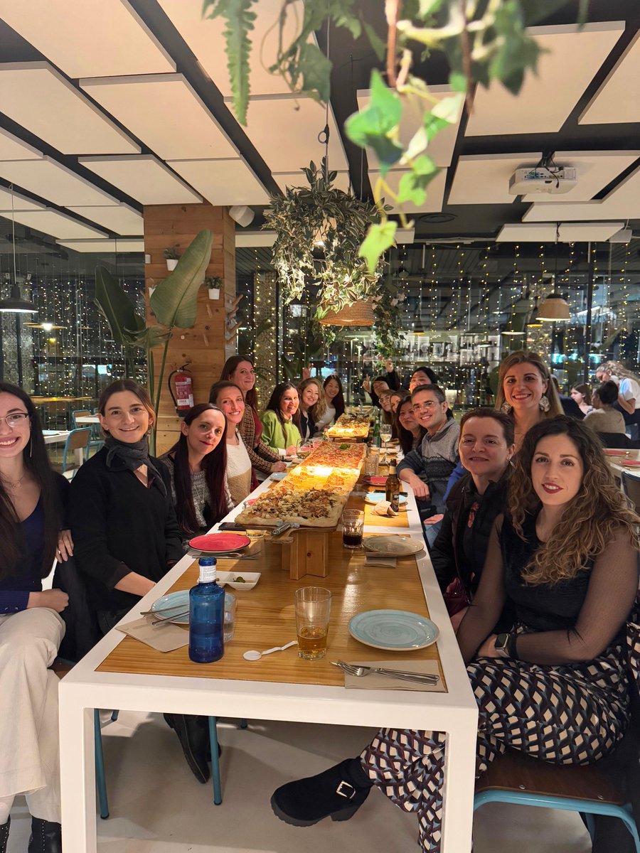 TechSHEssions tweet media